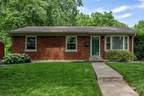 3428 Greenlawn Dr, Lexington, KY, 40517-1413 | Card Image