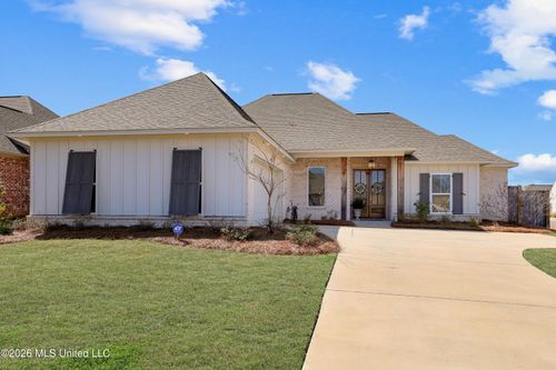 701 Summerfield Dr, Canton, MS, 39046-1259 | Card Image