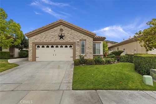 5998 Indian Canyon Dr, Banning, CA, 92220-7520 | Card Image