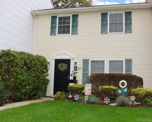 8 Norfolk Ct, Coram, NY, 11727-1636 | Card Image
