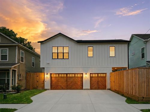408 Pecore St, Houston, TX, 77009-6235 | Card Image