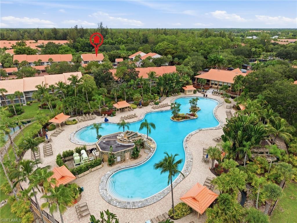 Residential in NAPLES 5