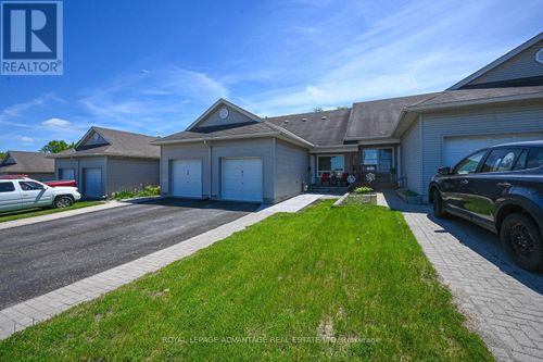 61 Van Horne Avenue, Smiths Falls, ON, K7A5L2 | Card Image