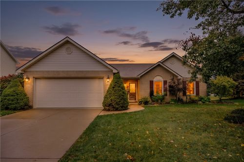 2622 Renwick Way, Troy, OH, 45373-9258 | Card Image