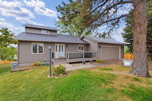 3005 Sunny Hill Cir, Rapid City, SD, 57702 | Card Image