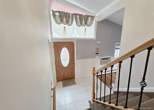 50 Spur Ln, Centereach, NY, 11720-2514 | Card Image