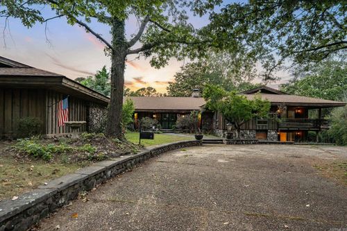 11909 Fairview Rd, Little Rock, AR, 72212-2408 | Card Image