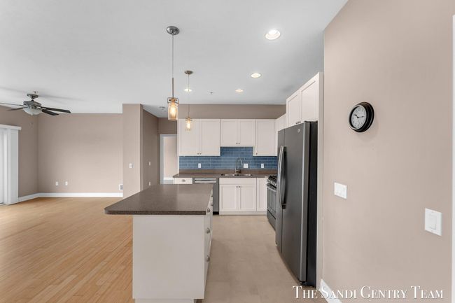 15 - 917 W Savidge St, Condo with 2 bedrooms, 2 bathrooms and null parking in Spring Lake MI | Image 24