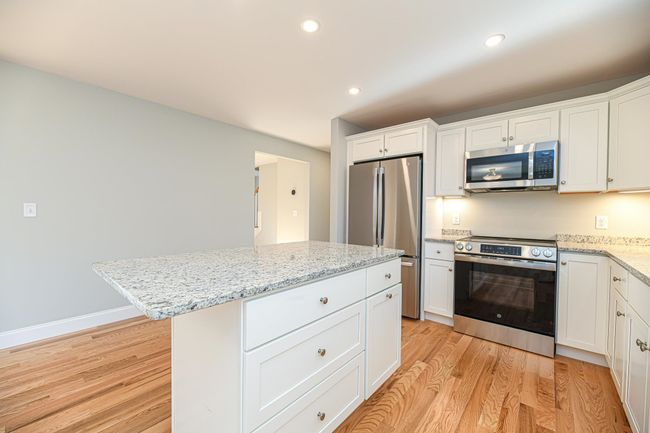 4 Delphi Way, Condo with 2 bedrooms, 2 bathrooms and null parking in Londonderry NH | Image 21