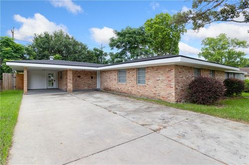 3345 Sommerset Drive, New Orleans, LA, 70131 | Card Image