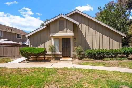 unit-b-7471 Tooma St, San Diego, CA, 92139-2940 | Card Image