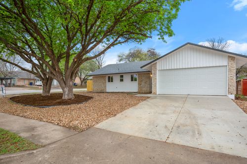 2100 Deadwood Dr, Austin, TX, 78744-2858 | Card Image