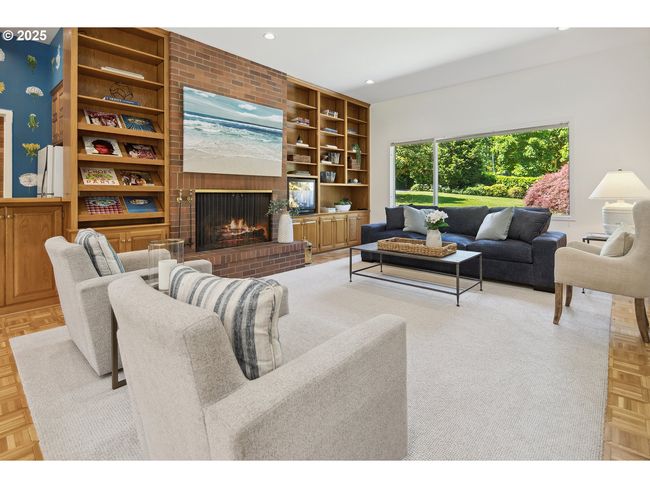 1890 S Greenwood Rd, House other with 5 bedrooms, 5 bathrooms and 2 parking in Portland OR | Image 25