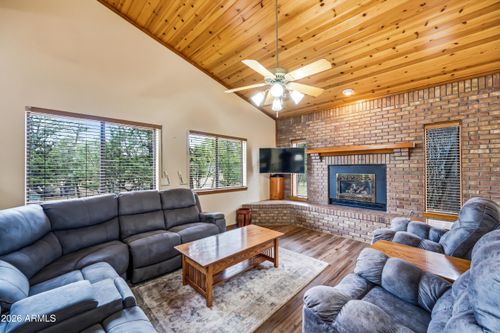 3071 Ponderosa Rd, Overgaard, AZ, 85933-3242 | Card Image