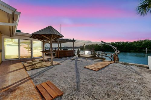 1421 Sea Gull Dr S, SAINT PETERSBURG, FL, 33707-3834 | Card Image