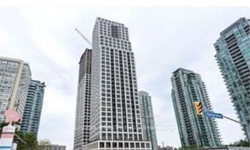 303-36 Elm Dr W, Mississauga, ON, L5B0N3 | Card Image