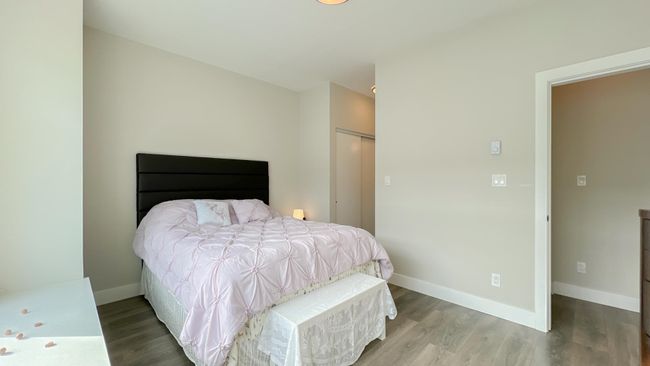 2 - 5202 Savile Row, Townhouse with 3 bedrooms, 2 bathrooms and 2 parking in Burnaby BC | Image 18