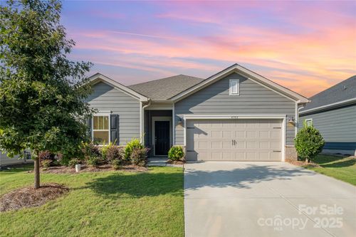 4502 Bright Rd, Charlotte, NC, 28214-2589 | Card Image