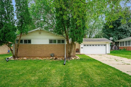 1720 Belmont Blvd, Rockford, IL, 61103-2028 | Card Image