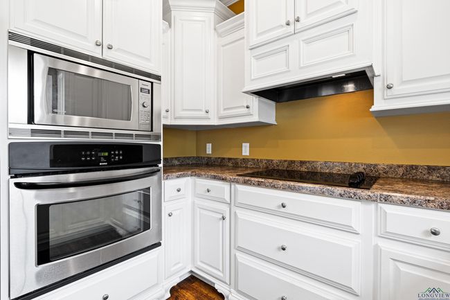411 W Austin St, House other with 3 bedrooms, 2 bathrooms and null parking in Jefferson TX | Image 15