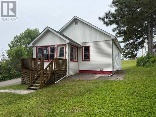 357 Fifth Avenue, Cochrane, ON, P0L1C0 | Card Image