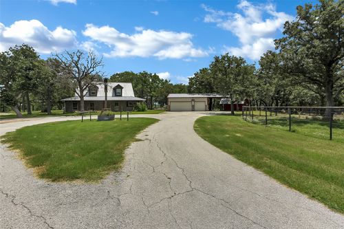 3911 N Highway 281, Mineral Wells, TX, 76067-1949 | Card Image