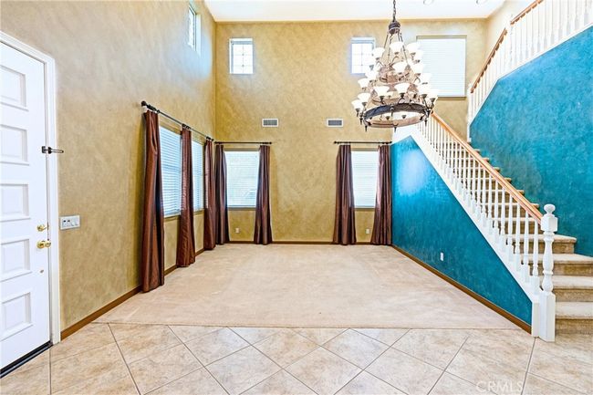 14145 Prairie Creek Pl, House other with 6 bedrooms, 5 bathrooms and 4 parking in Eastvale CA | Image 5