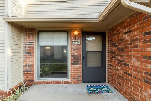 c-1212 Sequoyah Pl, Edmond, OK, 73003 | Card Image
