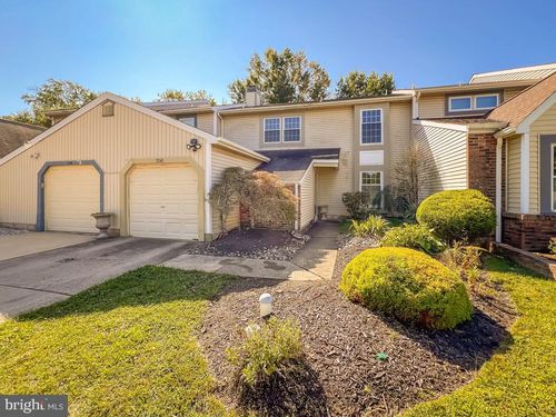 250 Wild Orchid Ct, YARDLEY, PA, 19067-6415 | Card Image