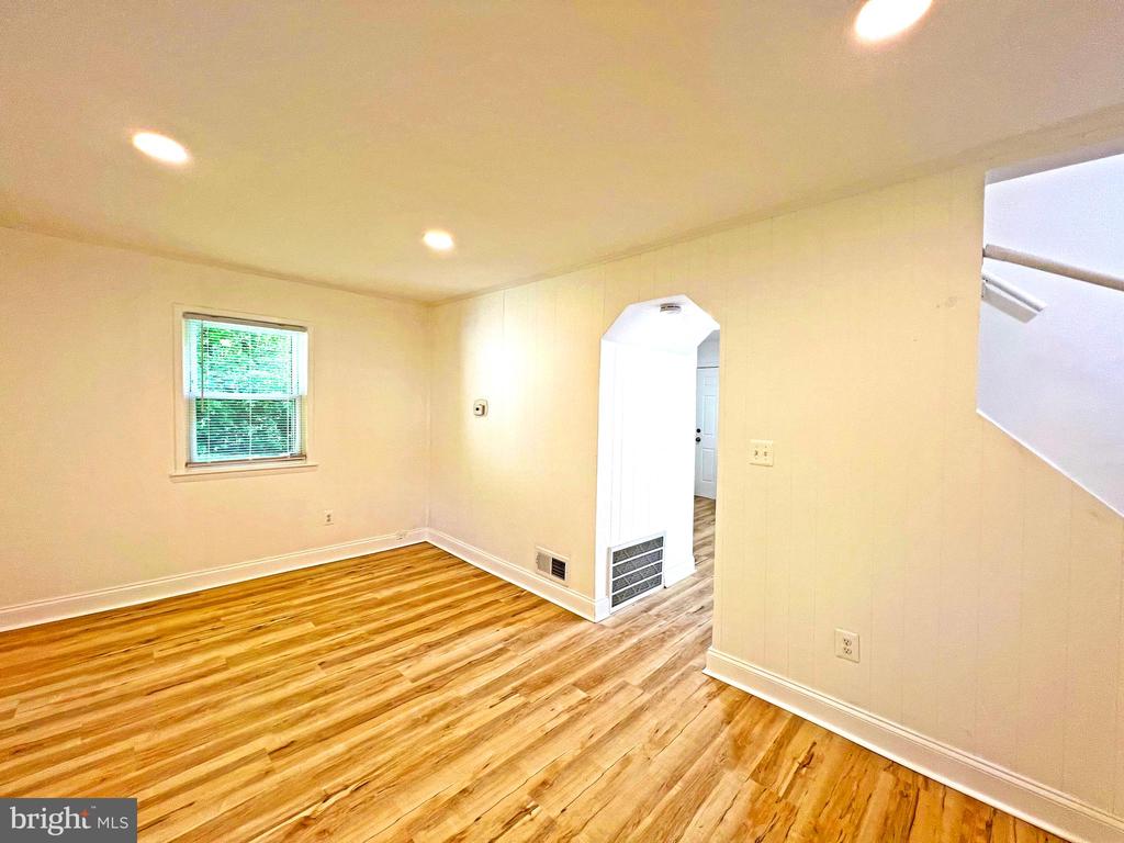 Residential Lease in LANDOVER 2