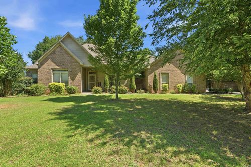 8 Oak Cliff Cv, Damascus, AR, 72039-9265 | Card Image