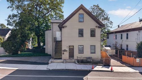 89 Third St, Lowell, MA, 01850 | Card Image