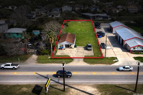 1945 Flour Bluff Dr, Corpus Christi, TX, 78418-5307 | Card Image