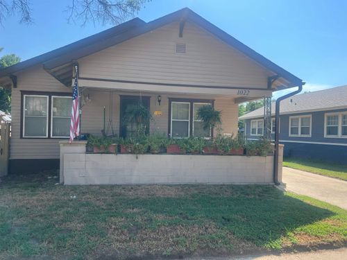 1022 N 3rd St, Arkansas City, KS, 67005-1554 | Card Image