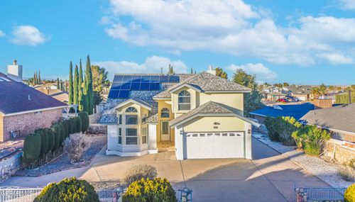 4373 Loma De Luna Dr, El Paso, TX, 79934-3758 | Card Image