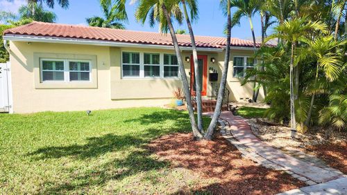 1527 Mayo St, Hollywood, FL, 33020-6514 | Card Image