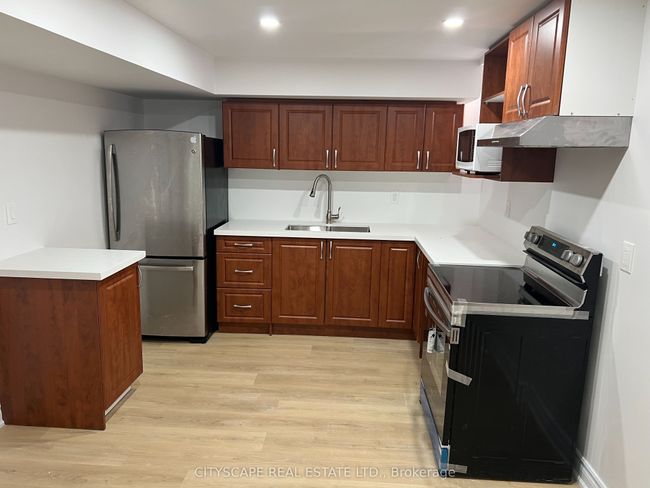 BSMT - 7 Holroyd St, House other with 2 bedrooms, 1 bathrooms and 1 parking in Ajax ON | Image 8