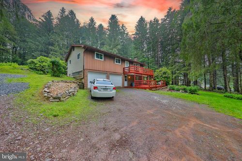 630 Beers Ln, PALMERTON, PA, 18071-3808 | Card Image