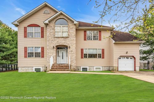 606 W Kennedy Blvd, Lakewood, NJ, 08701-1243 | Card Image