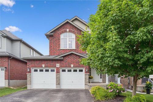 16 Creighton Ave, Guelph, ON, N1E0G8 | Card Image