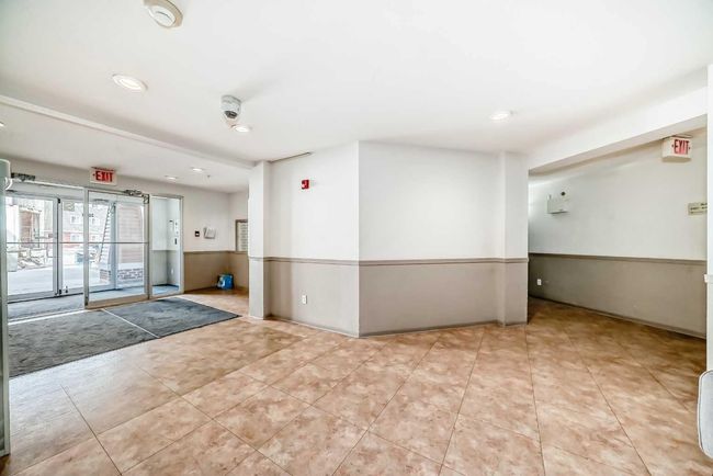 3224 - 10 Prestwick Bay Se, Condo with 2 bedrooms, 1 bathrooms and 1 parking in Calgary AB | Image 37