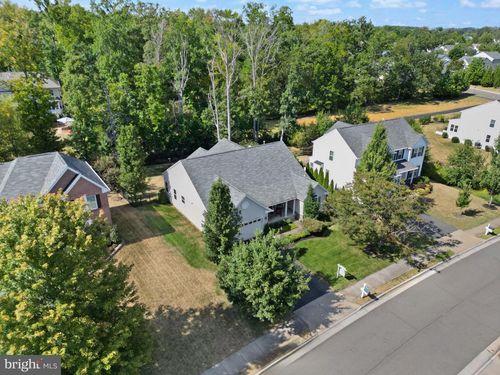 3418 Crew Ct, WARRENTON, VA, 20187-5839 | Card Image