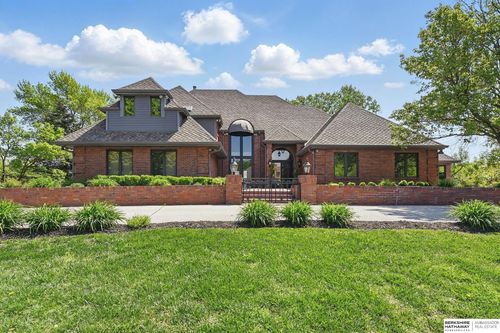 2541 S 221st Cir, Elkhorn, NE, 68022-2235 | Card Image