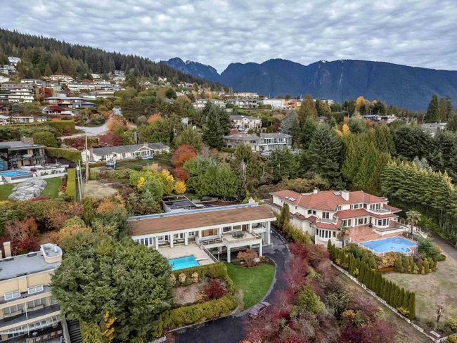 1035 King Georges Way, House other with 6 bedrooms, 5 bathrooms and null parking in West Vancouver BC | Image 34