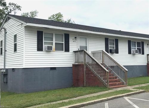 17-8812 Smithfield Apts Ln Apt 17 Lane, Smithfield, VA, 23430 | Card Image
