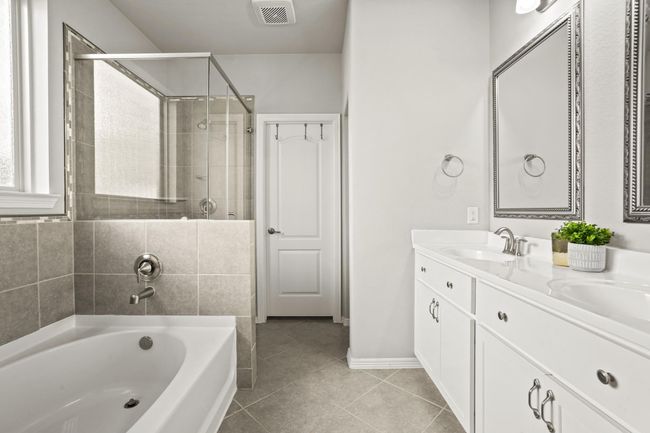 715 Red Elm Ln, House other with 4 bedrooms, 3 bathrooms and 2 parking in Conroe TX | Image 15