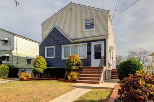 92 3rd Ave, East Rockaway, NY, 11518-1925 | Card Image
