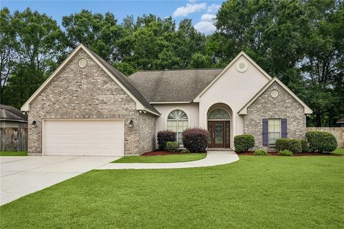 110 Sawmill Creek Rd, Pearl River, LA, 70452-3550 | Card Image