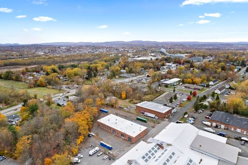 251 Freestone Ave, Portland, CT, 06480-1641 | Card Image