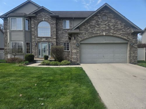 26940 Cedar Run Ct, Woodhaven, MI, 48183-4476 | Card Image